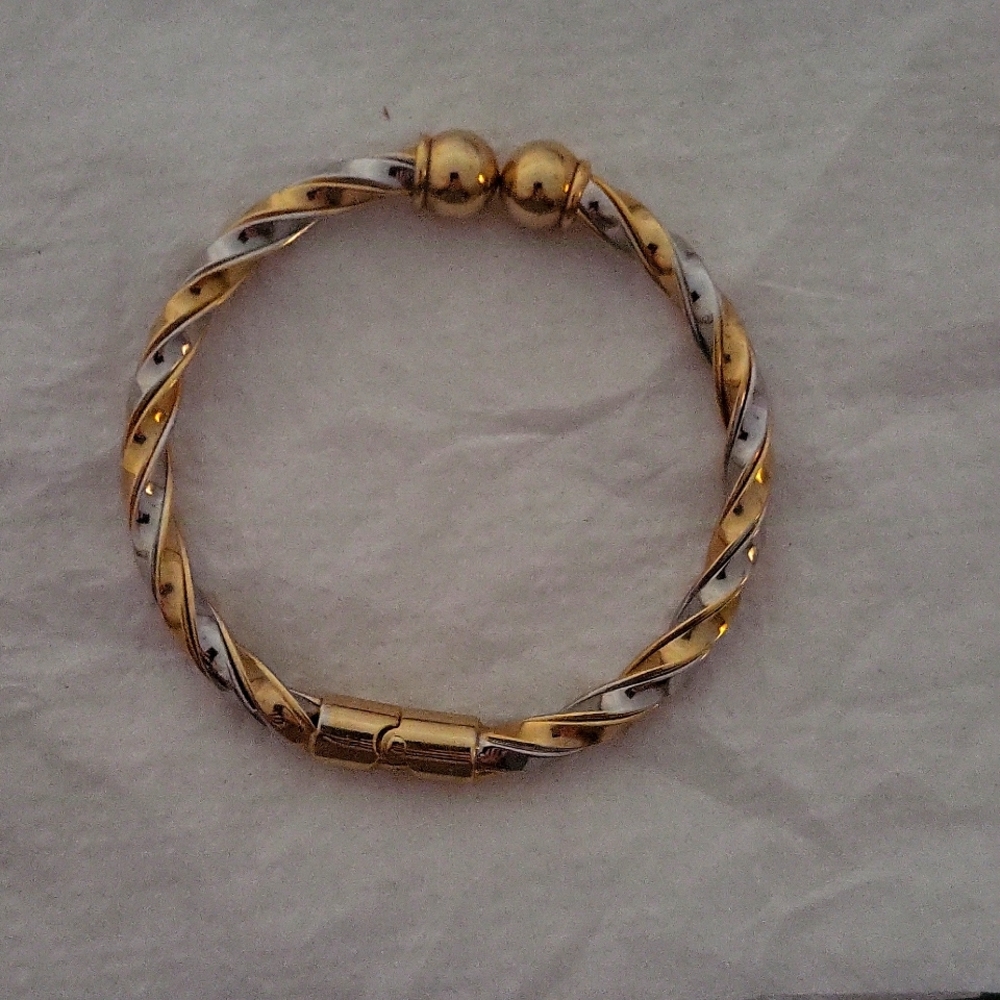 Joan Rivers OS gold and silver plated bracelet/bangle.